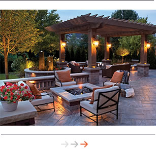 Iluminación en fachadas y jardines